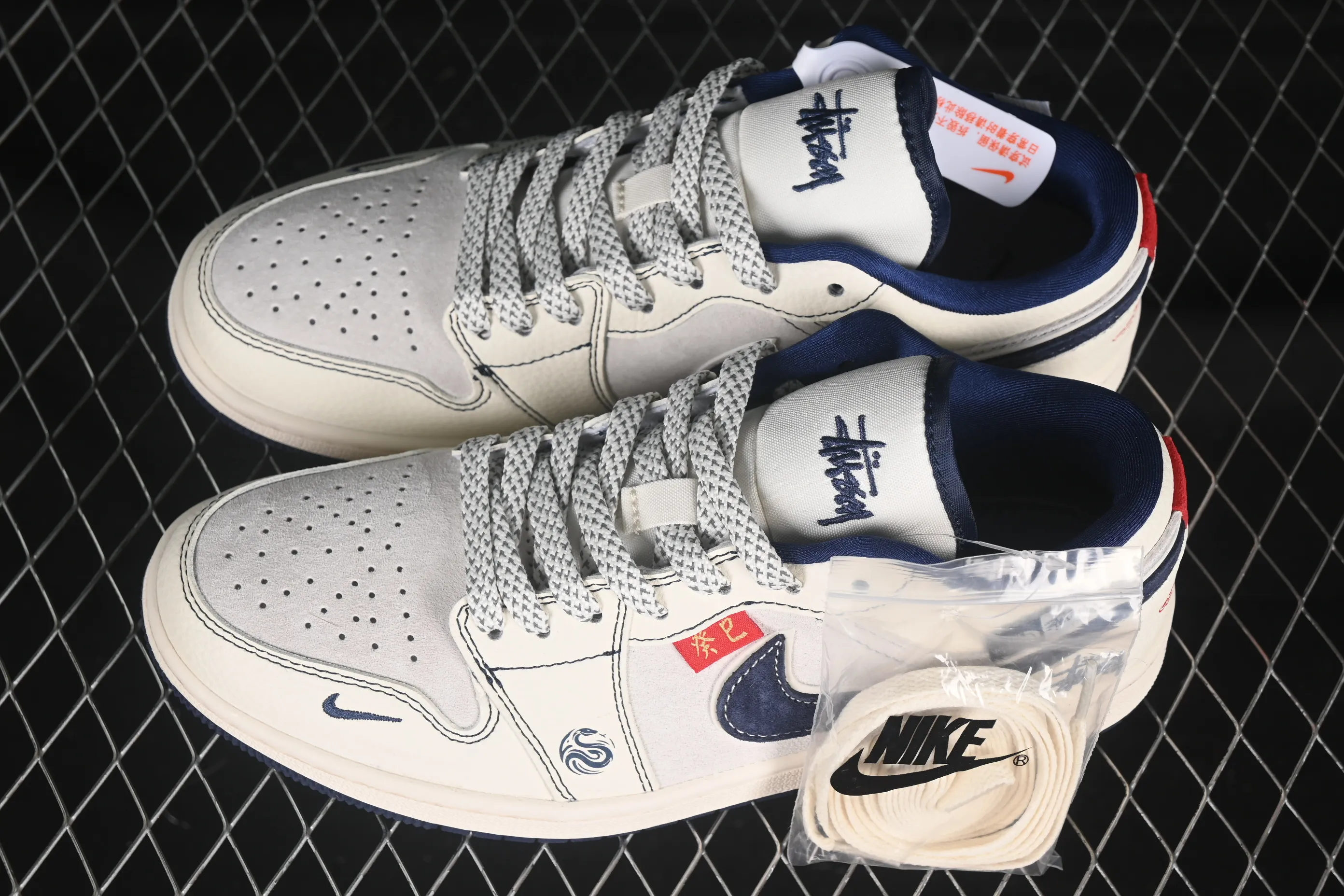 All categories Air Jordan Jordan series basketball shoes Air Jordan 1 Low High-end customized low-top sneakers Air Jordan 1 Low AJ1 Joe 1 Year of the Snake limited blue hook woven fabric High-end customized low-top retro basketball shoes YX5066-316